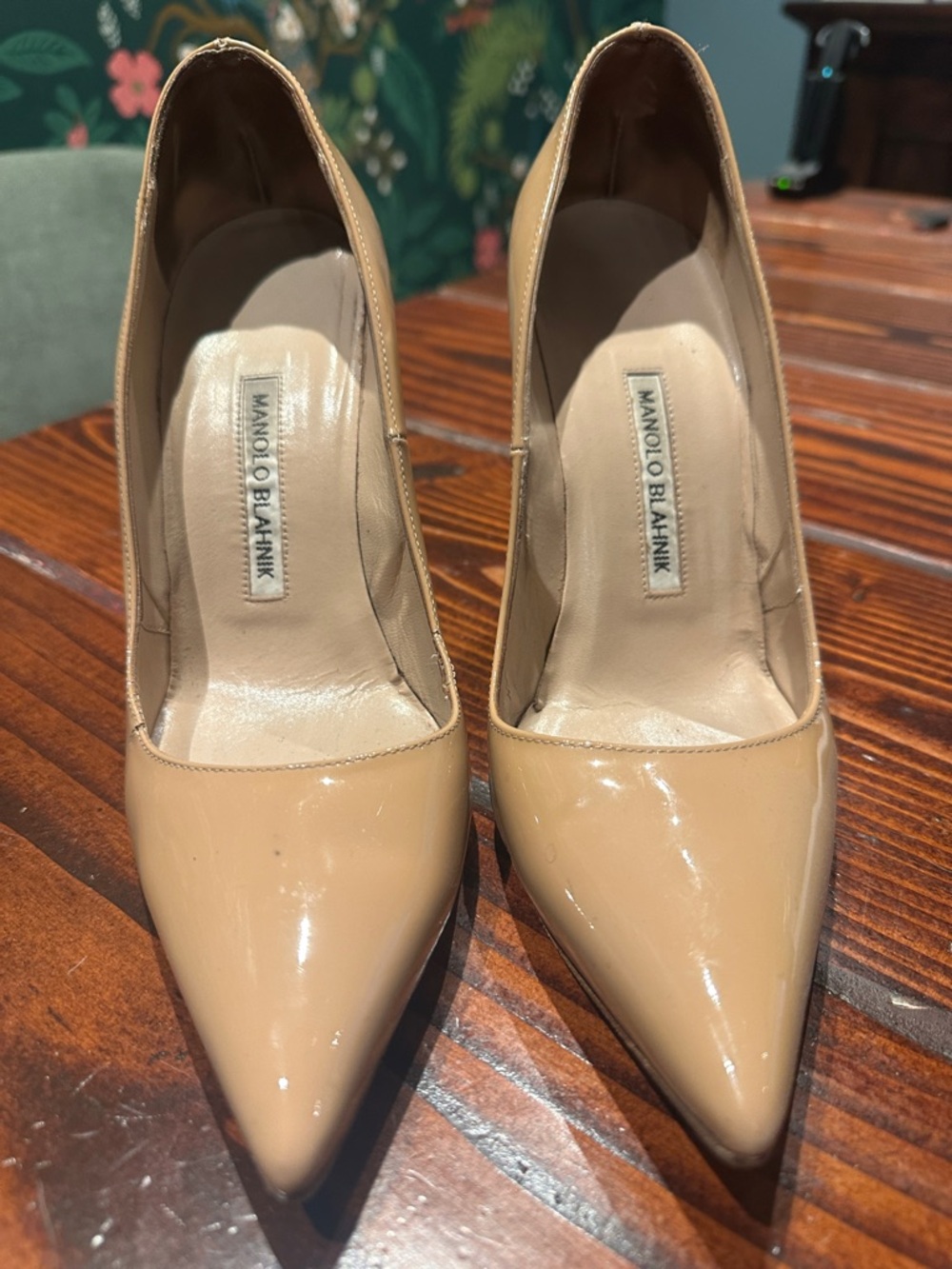 Manolo Blahnik Nude Patent Leather Pointed Toe Pumps